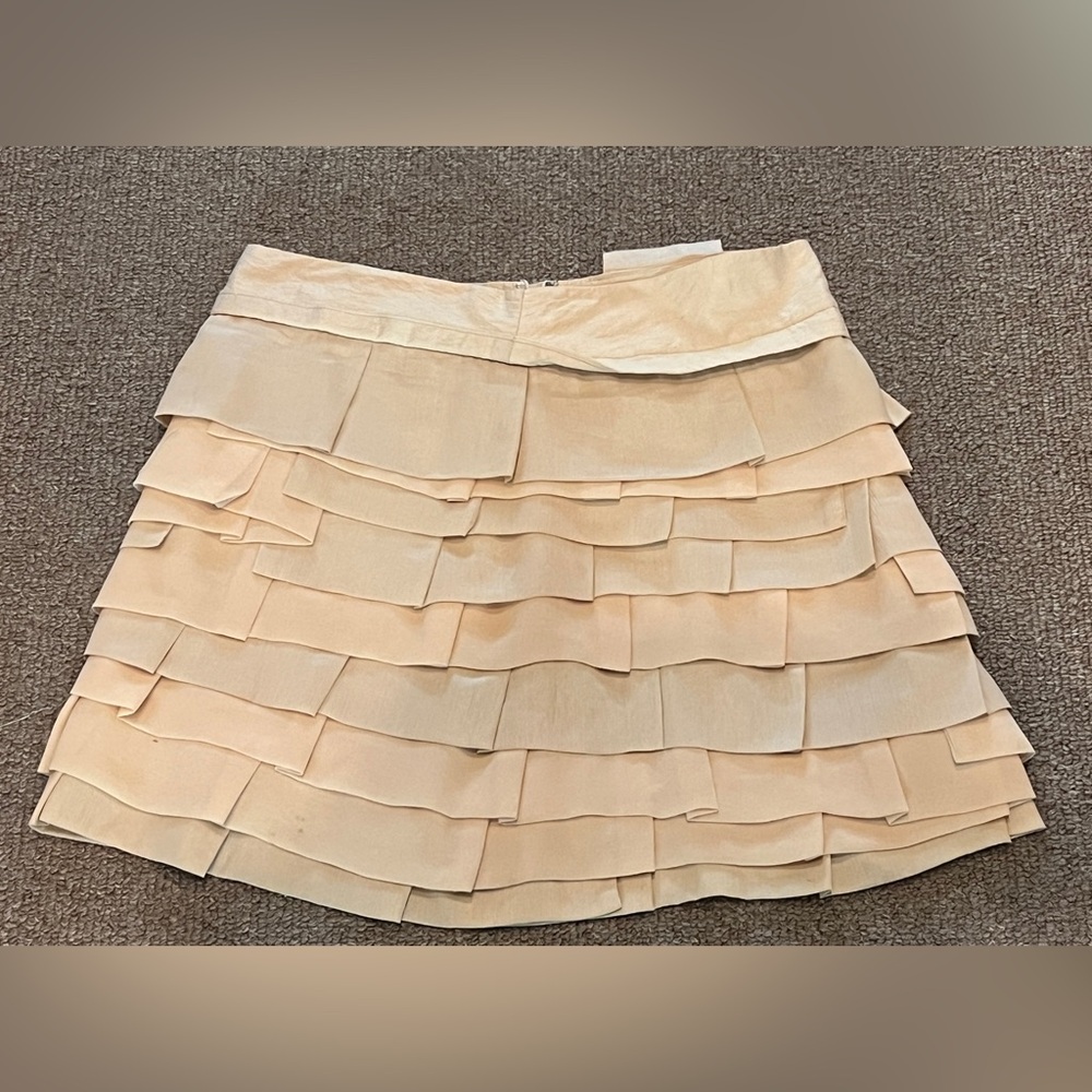Stunning Tan Ruffled Mini Skirt - Size L - Picture 3 of 5